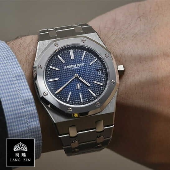 ap-extra-thin-blue-dial-1