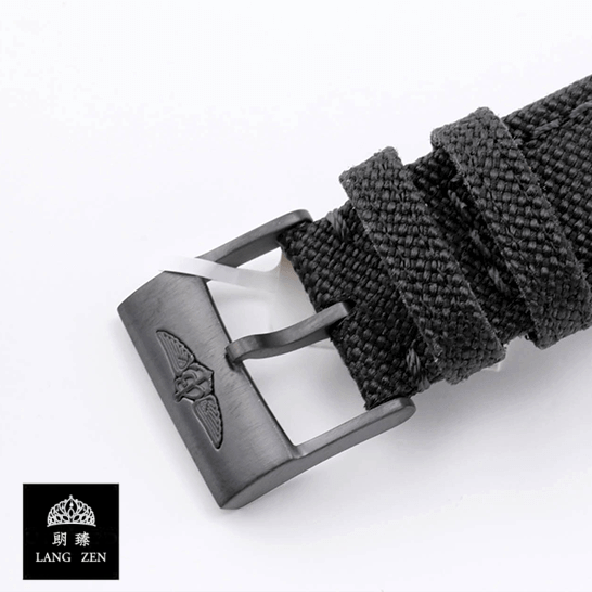 breitling-avenger-XB0170E41B1W1-replica-clasp