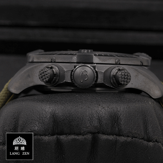 breitling_avenger_chronograph_45_night_mission_V13317101L1X1_unitedluxury