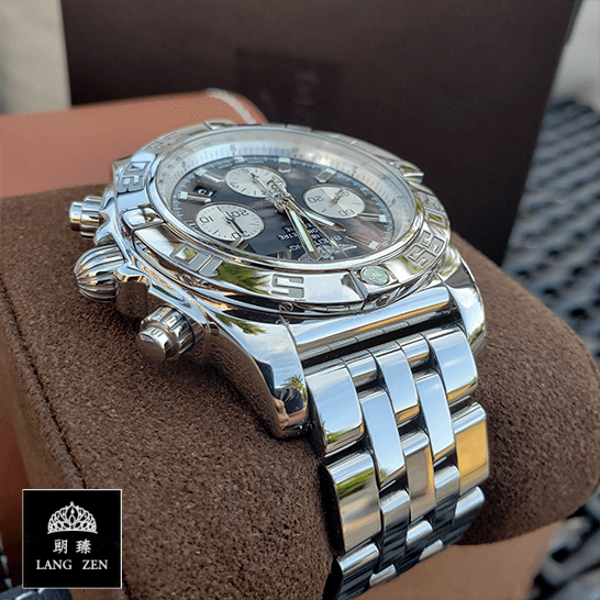 breitling_chronomat_44_black_serviced_complete_AB011012B967375A_-right