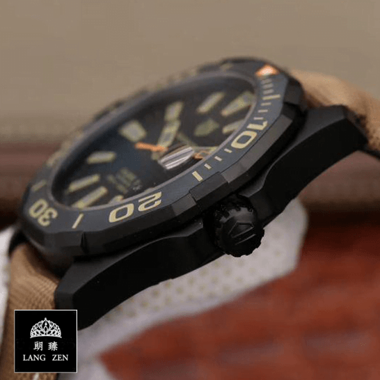 tag_heuer_aquaracer_calibre_5_wAY208C.FC6383_replica_case_unitedluxurynet