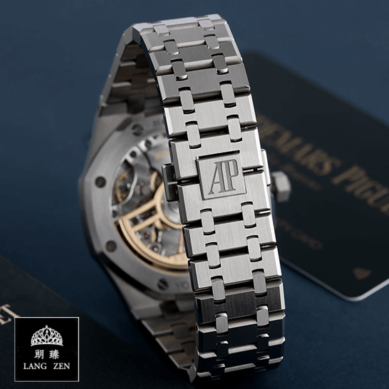 audemars-piguet-royal-oak-15500ST.OO_.1220ST.04-replica-clasp