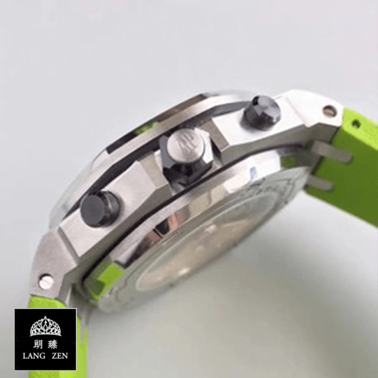 audemars_piguet_royal_oak_offshore_man_dial_left_case