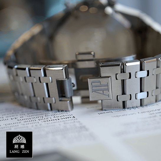 audemarspiguet-royaloak-26320ST.OO_.1220ST.03-replica-clasp