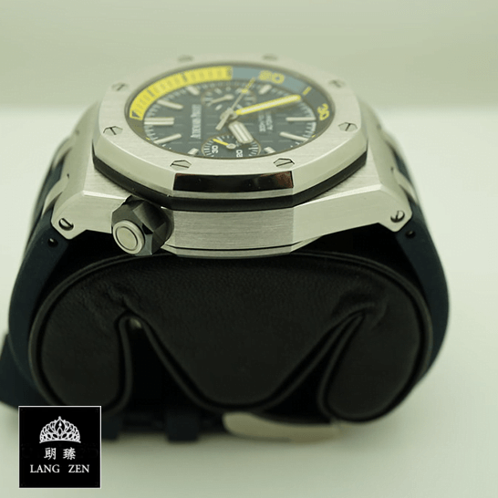 audemarspiguet-royaloakoffshore-26703ST.OO_.A027CA.01-replica-leftside